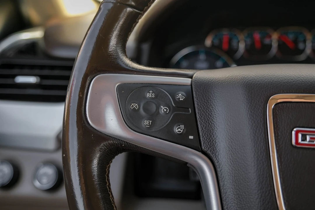2018 GMC Yukon 4th Gen - Image 15 of 21