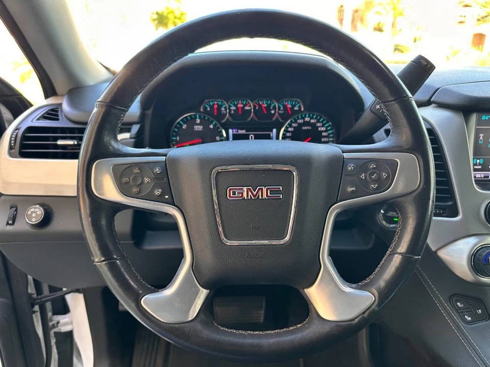 2018 GMC Yukon 4th Gen - Image 15 of 21