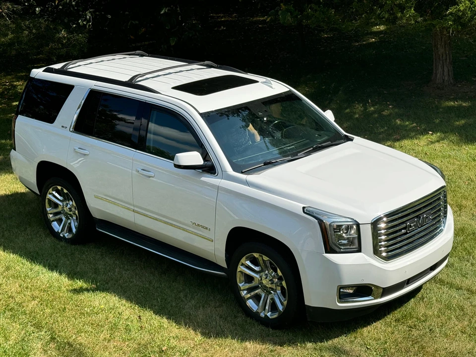 2018 GMC Yukon 4th Gen - Image 17 of 31