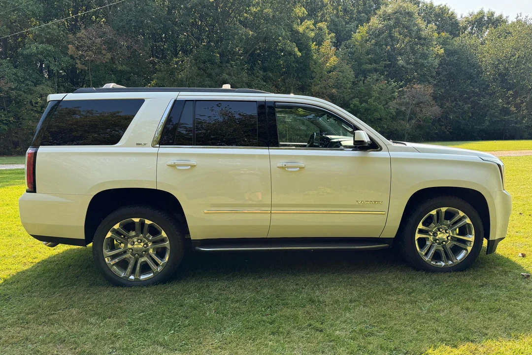 2018 GMC Yukon 4th Gen - Image 3 of 31