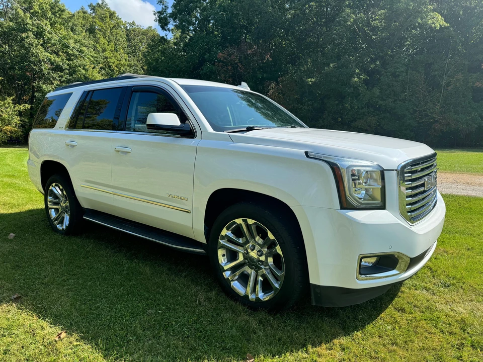 2018 GMC Yukon 4th Gen - Image 16 of 31