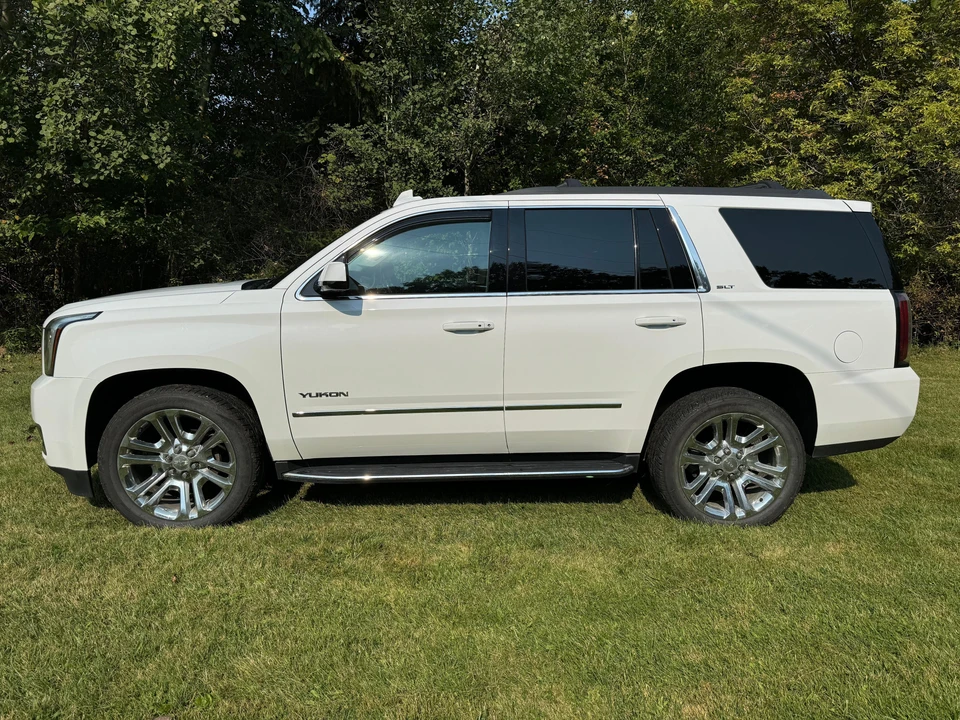 2018 GMC Yukon 4th Gen - Image 8 of 31