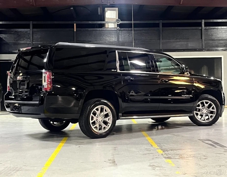 2018 GMC Yukon 4th Gen - Image 13 of 21