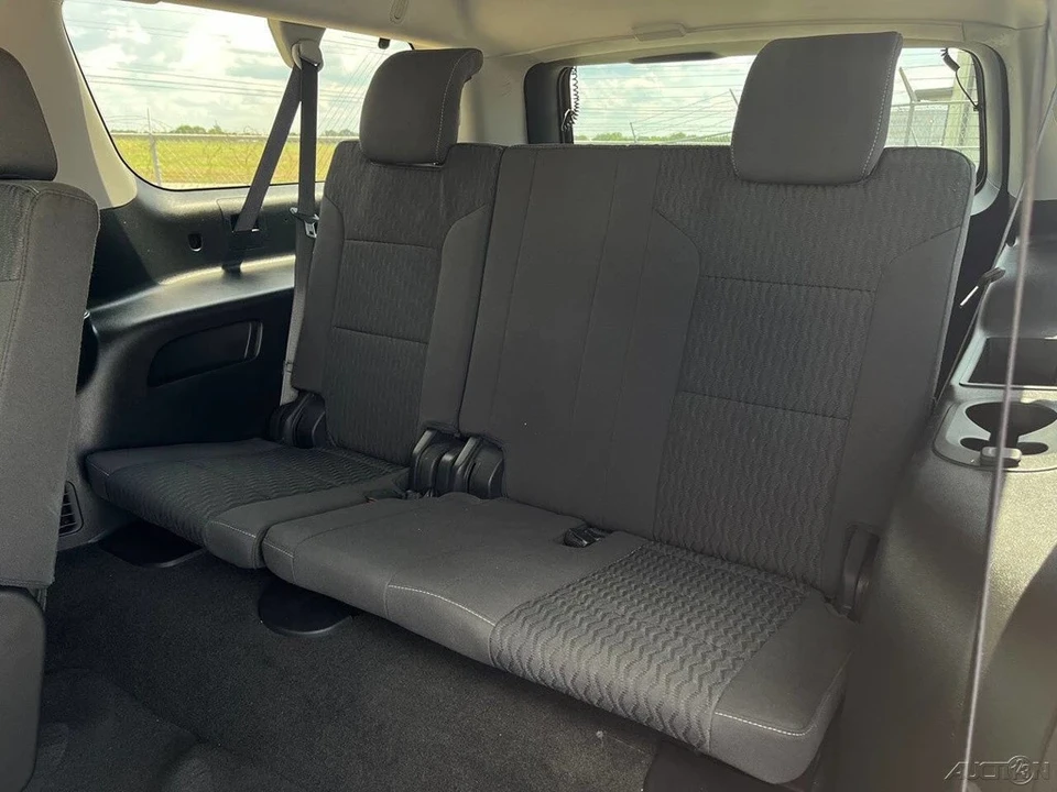 2018 GMC Yukon 4th Gen - Image 16 of 21