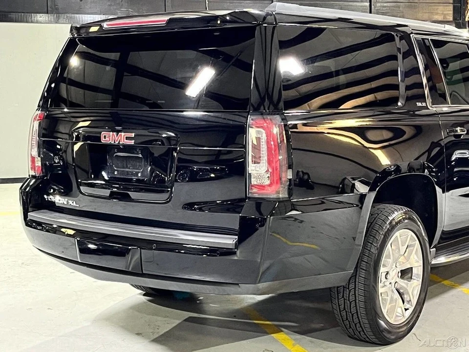 2018 GMC Yukon 4th Gen - Image 8 of 21