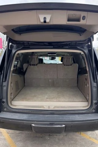 2018 GMC Yukon 4th Gen - Image 8 of 17