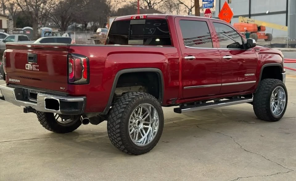 2018 GMC Sierra 4th Gen - Image 4 of 16