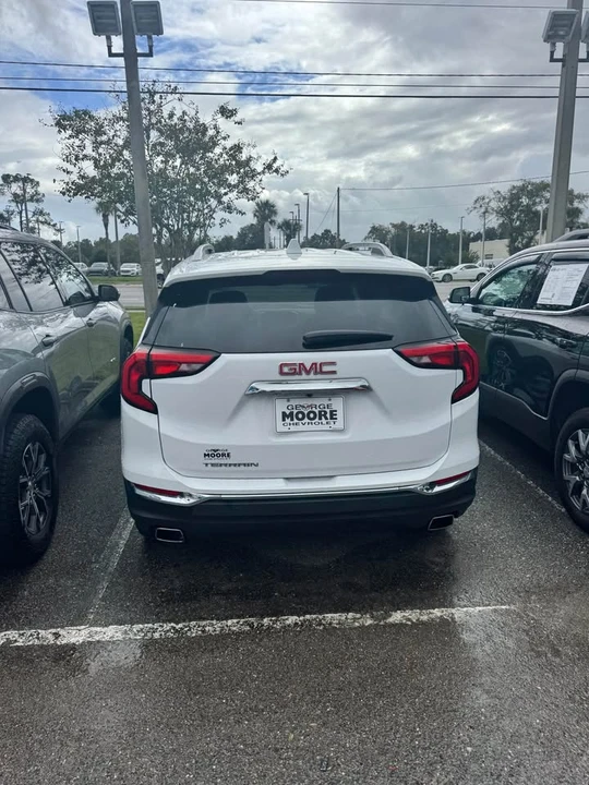 2018 GMC Terrain - Image 2 of 2