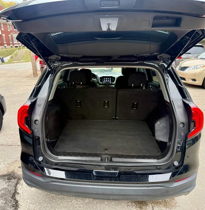 2018 GMC Terrain - Image 16 of 16