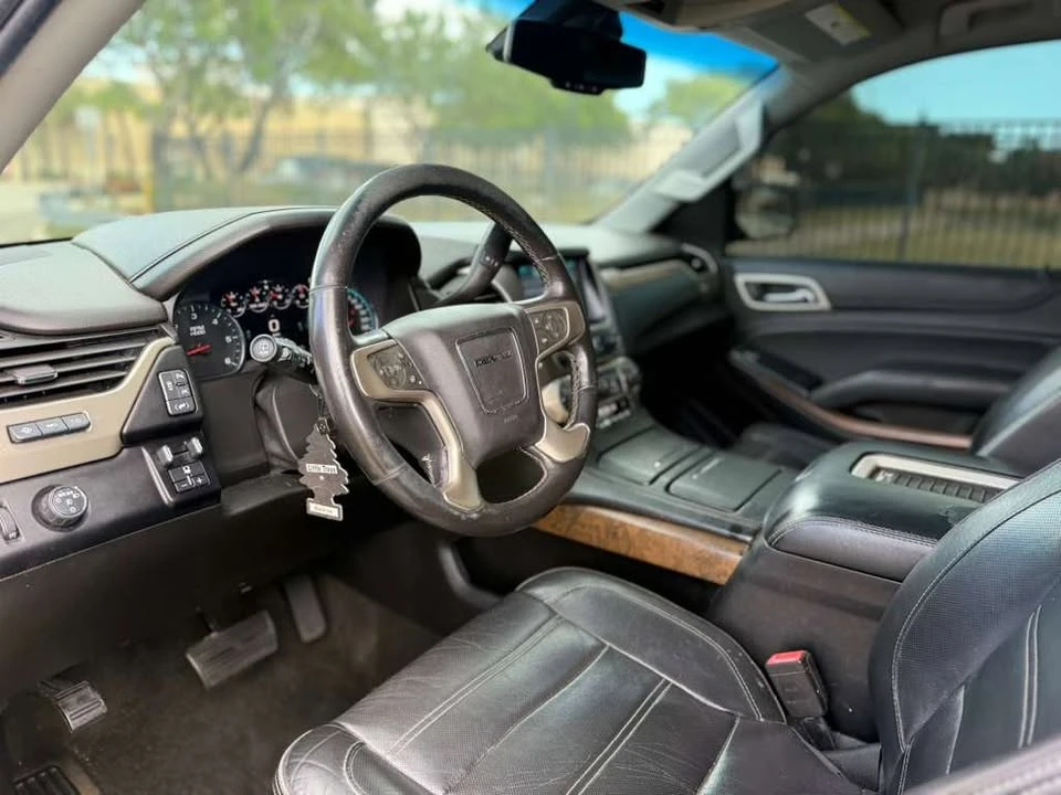 2018 GMC Yukon 5th Gen - Image 8 of 12
