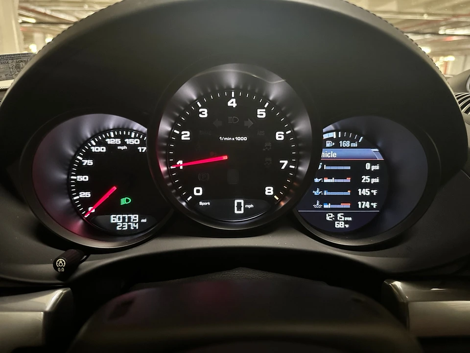 2018 Porsche 718 Cayman - Image 15 of 15