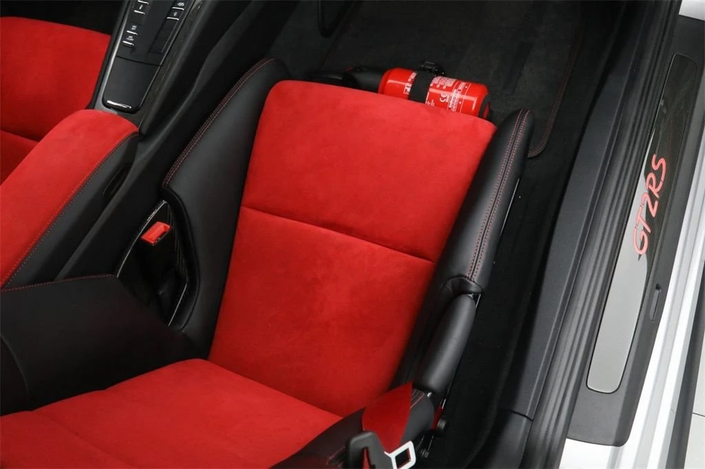 2018 Porsche 991 GT2 RS - Image 9 of 13