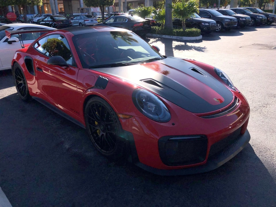 2018 Porsche 991 GT2 RS - Image 2 of 4