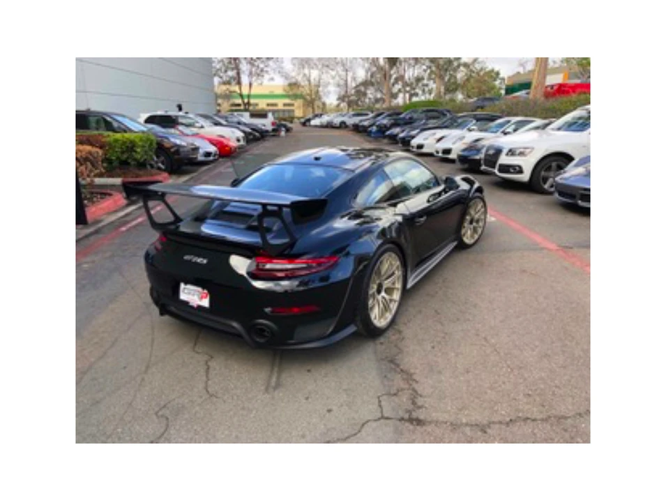 2018 Porsche 991 GT2 RS - Image 8 of 17