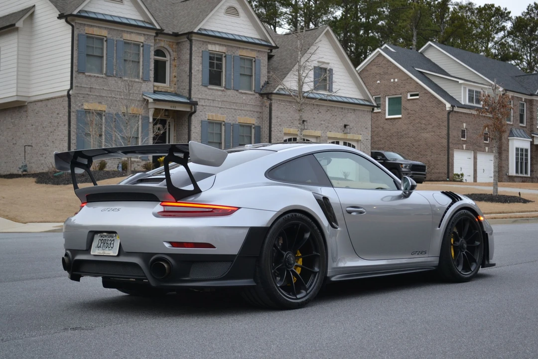 2018 Porsche 991 GT2 RS - Image 7 of 29