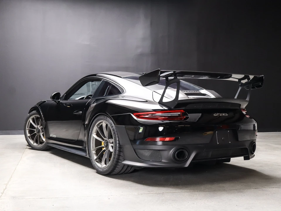 2018 Porsche 991 GT2 RS - Image 5 of 16