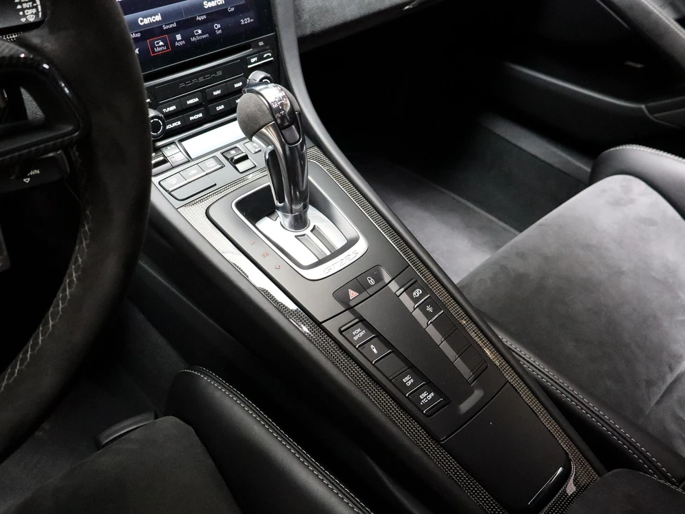 2018 Porsche 991 GT2 RS - Image 11 of 16