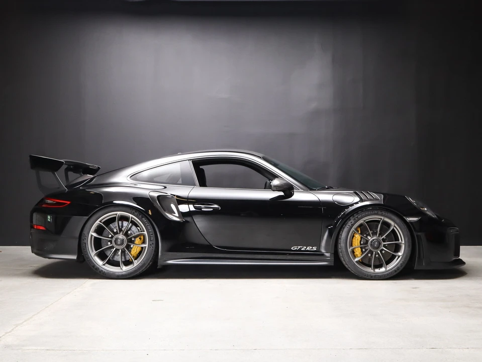 2018 Porsche 991 GT2 RS - Image 4 of 16