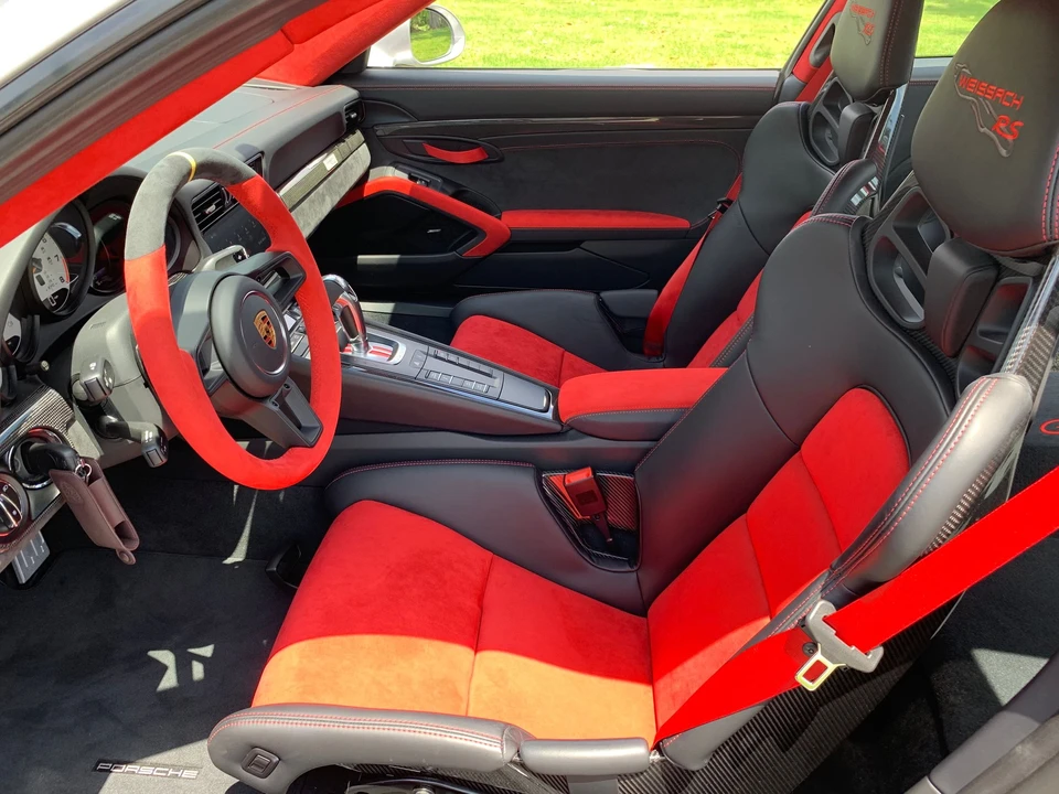 2018 Porsche 991 GT2 RS - Image 5 of 9