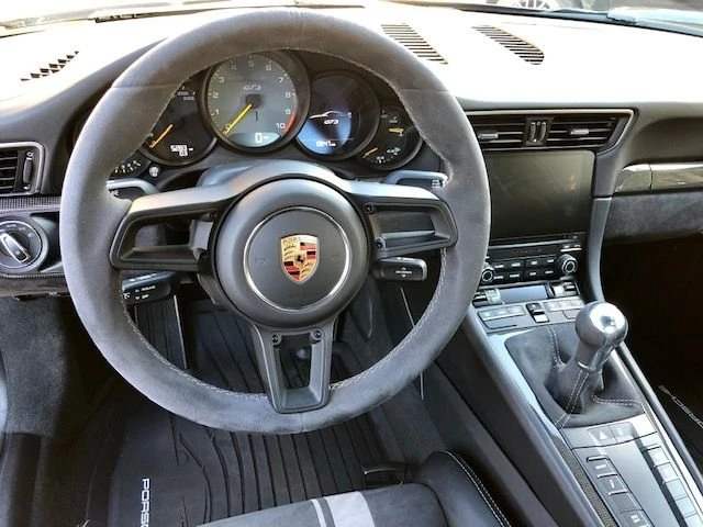 2018 Porsche 991 GT3 - Image 19 of 31