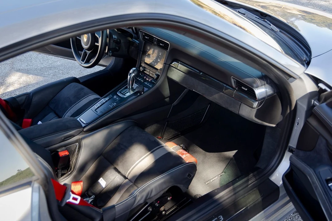 2018 Porsche 991 GT3 - Image 28 of 31