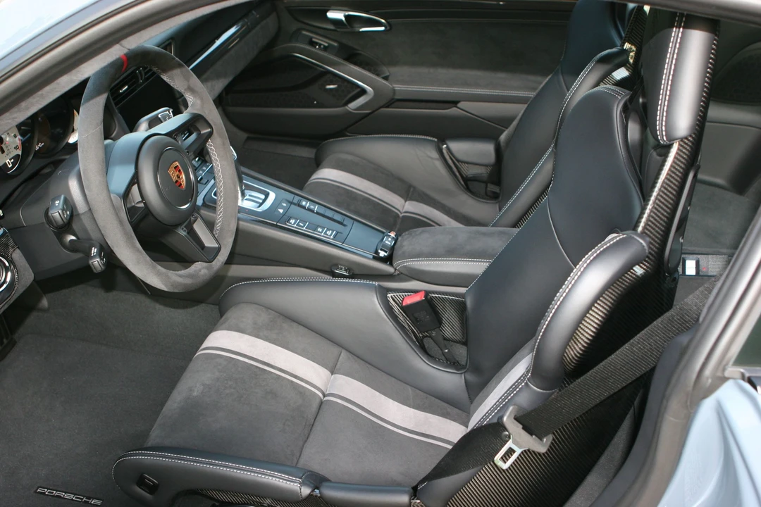 2018 Porsche 991 GT3 - Image 17 of 26