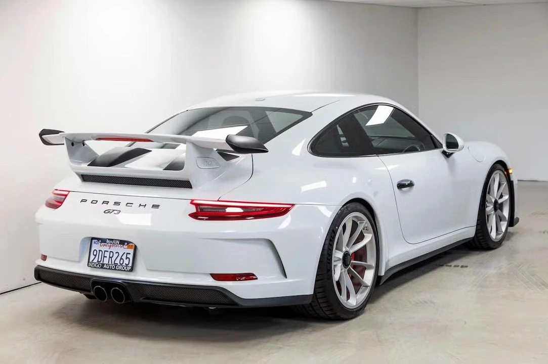 2018 Porsche 991 GT3 - Image 4 of 31