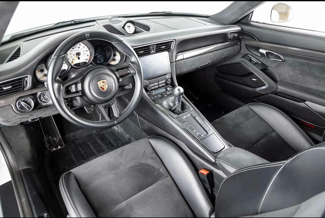 2018 Porsche 991 GT3 - Image 17 of 31