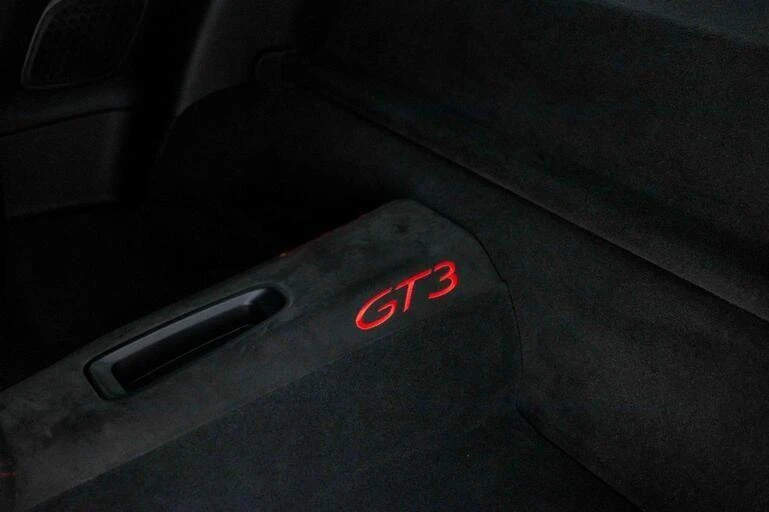 2018 Porsche 991 GT3 - Image 27 of 31