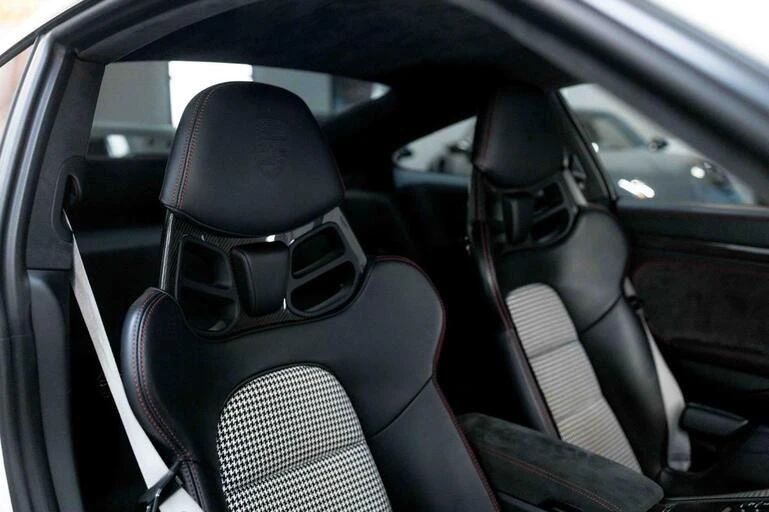 2018 Porsche 991 GT3 - Image 17 of 31