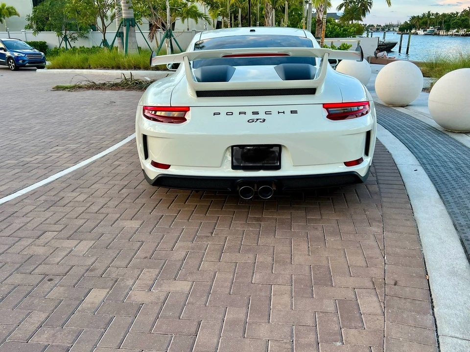 2018 Porsche 991 GT3 - Image 23 of 31