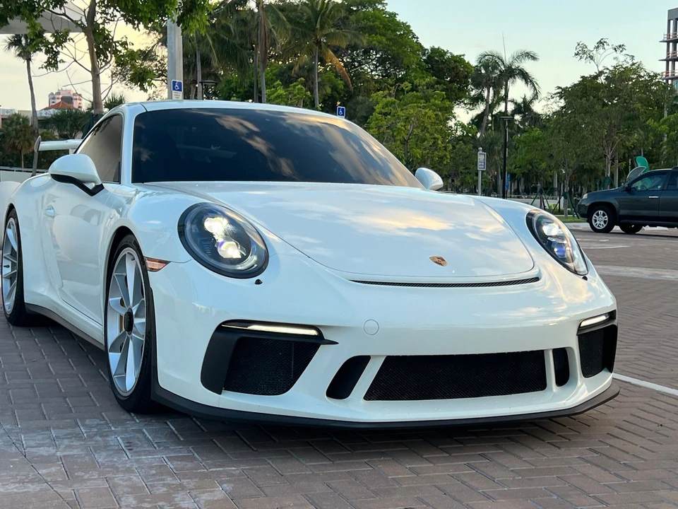 2018 Porsche 991 GT3 - Image 21 of 31