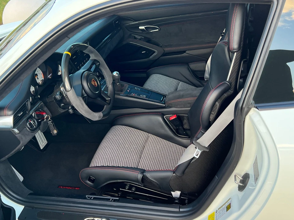 2018 Porsche 991 GT3 - Image 15 of 31