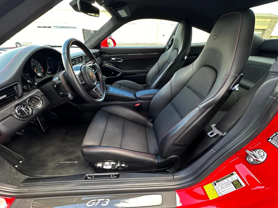 2018 Porsche 991 GT3 - Image 26 of 31
