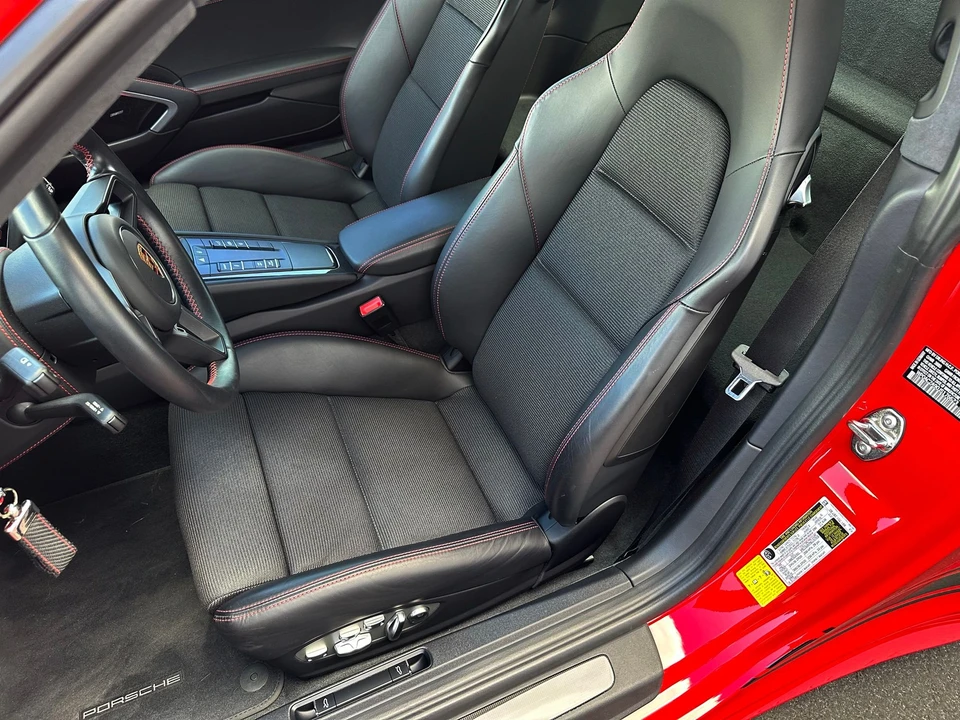 2018 Porsche 991 GT3 - Image 27 of 31