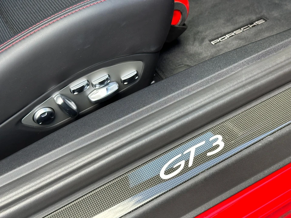 2018 Porsche 991 GT3 - Image 30 of 31