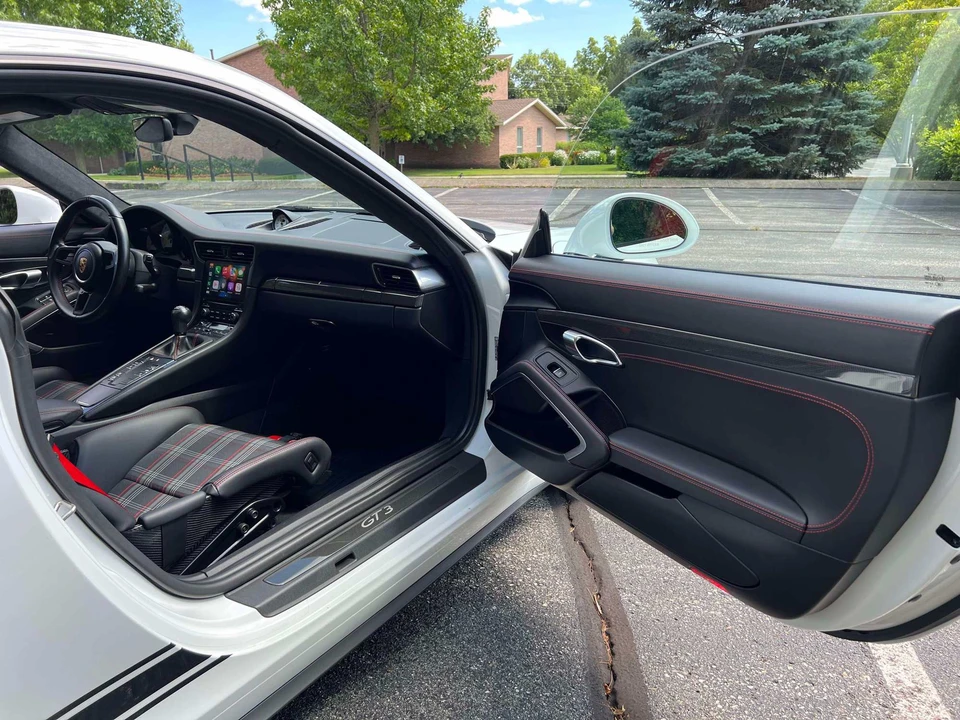 2018 Porsche 991 GT3 - Image 9 of 21