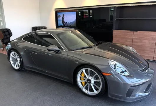 2018 Porsche 911 GT3 Touring