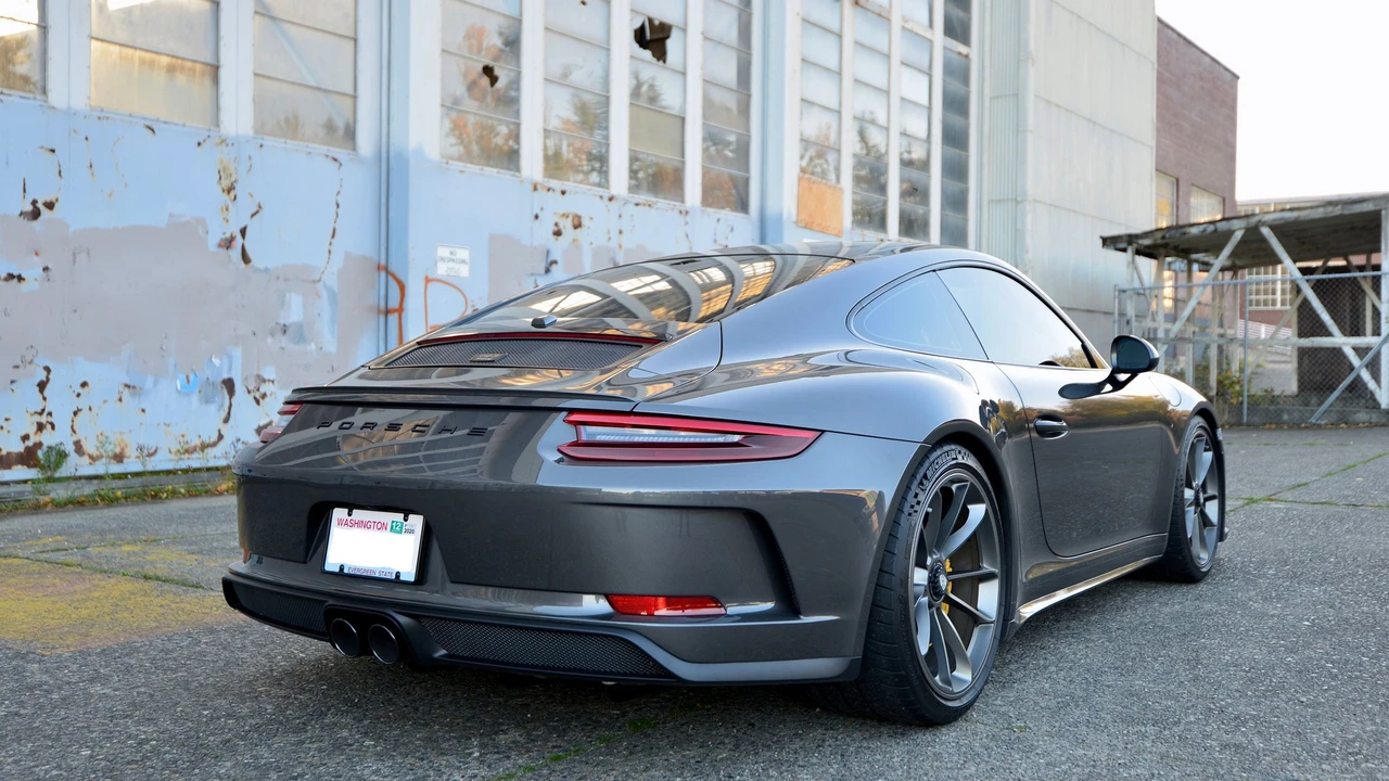 2018 Porsche 991 GT3 - Image 2 of 5