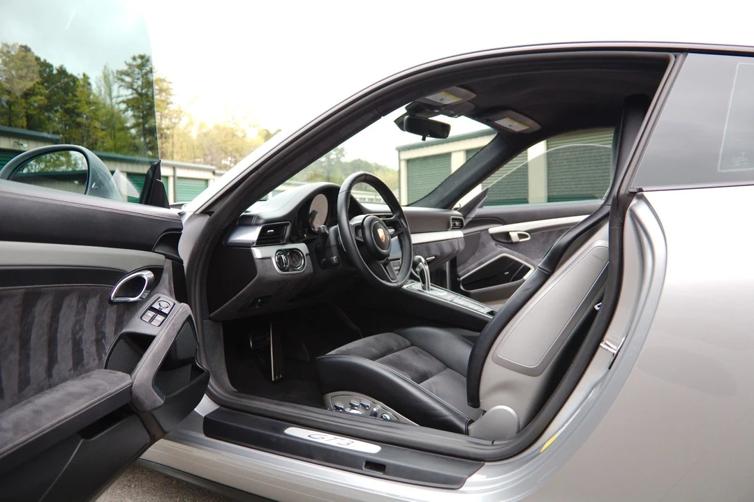 2018 Porsche 991 GT3 - Image 13 of 28