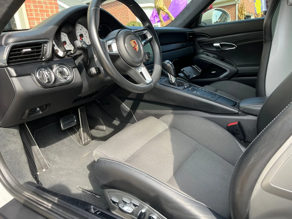 2018 Porsche 991 Carrera GTS - Image 6 of 15