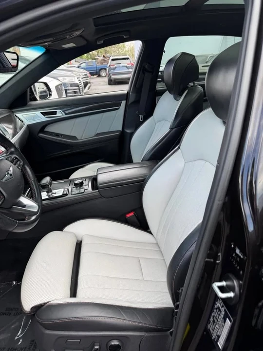 2018 Genesis G80 - Image 10 of 20