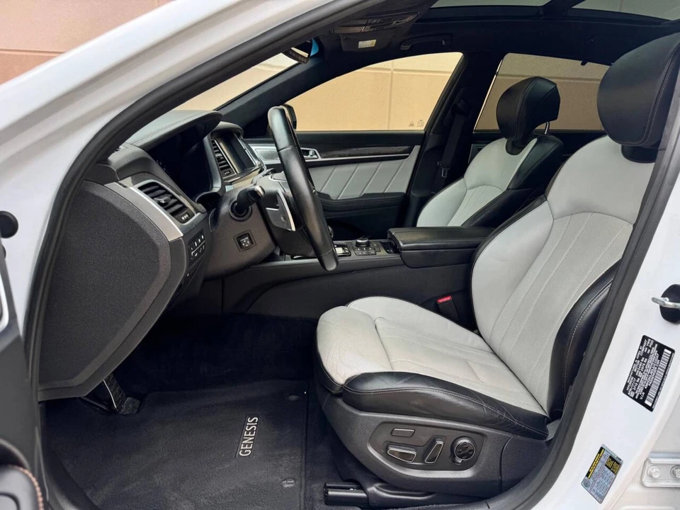 2018 Genesis G80 - Image 12 of 12