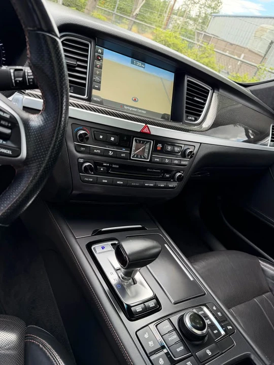 2018 Genesis G80 - Image 11 of 14