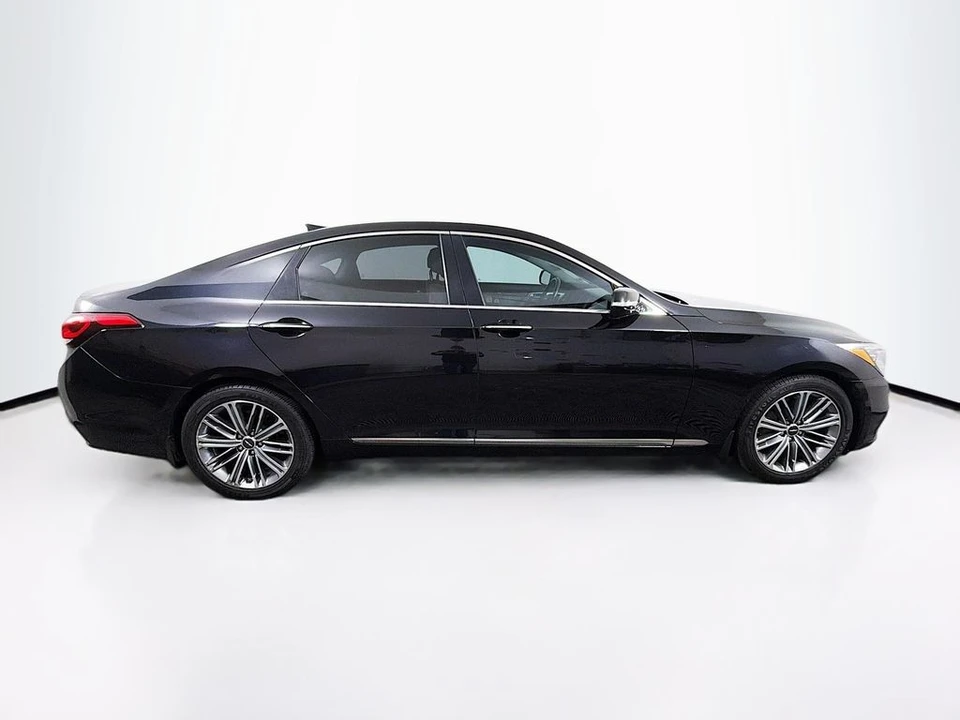 2018 Genesis G80 - Image 8 of 12