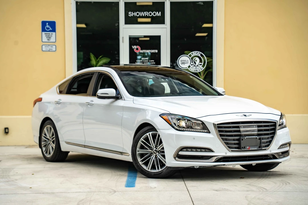2018 Genesis G80 - Image 15 of 31