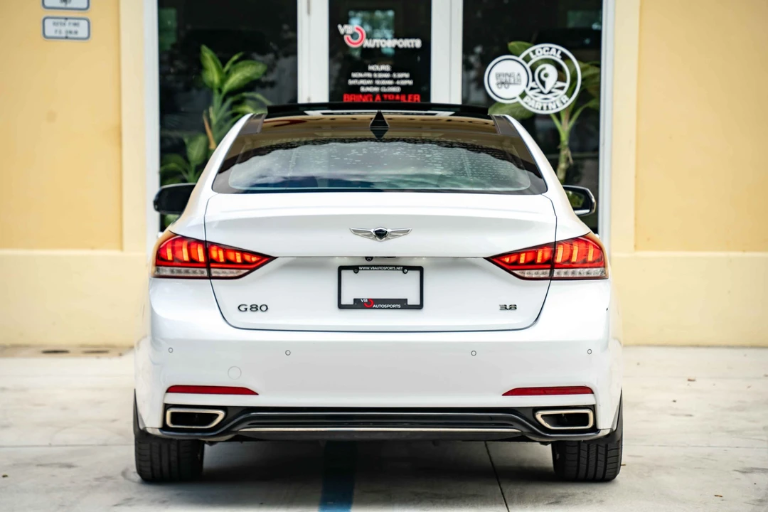 2018 Genesis G80 - Image 8 of 31
