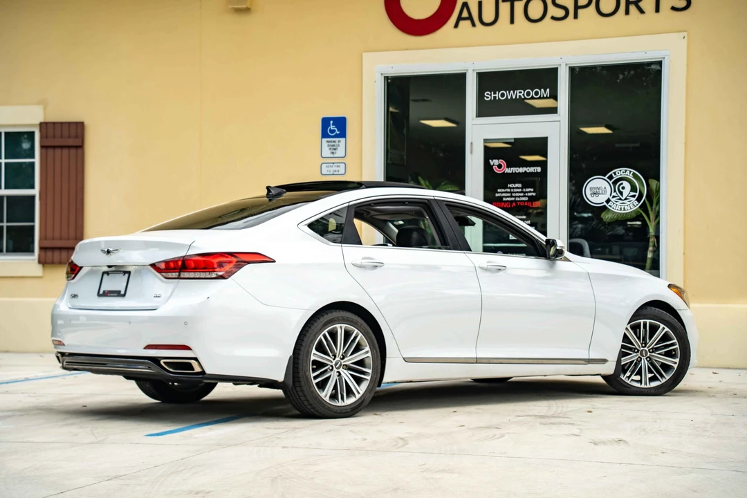 2018 Genesis G80 - Image 10 of 31