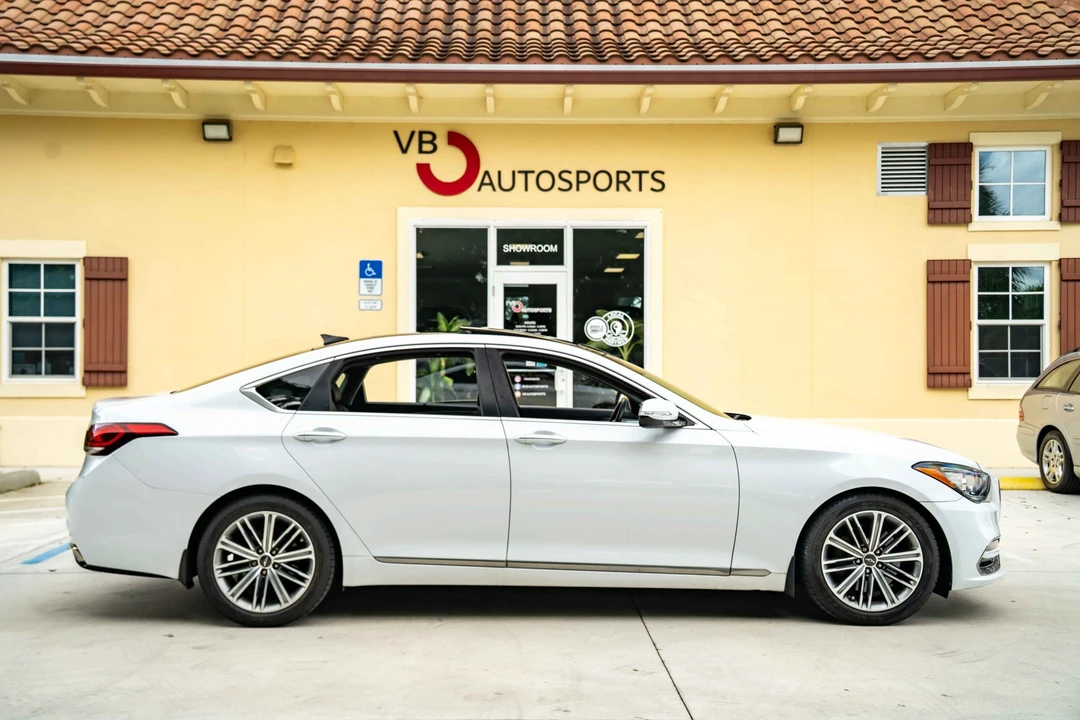 2018 Genesis G80 - Image 11 of 31