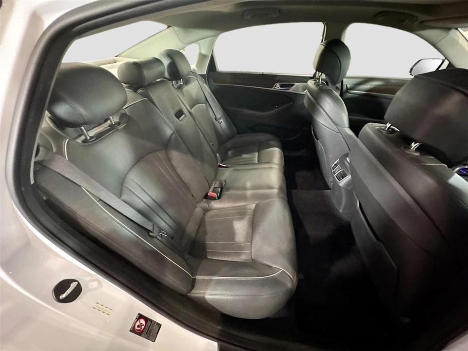 2018 Genesis G80 - Image 20 of 21